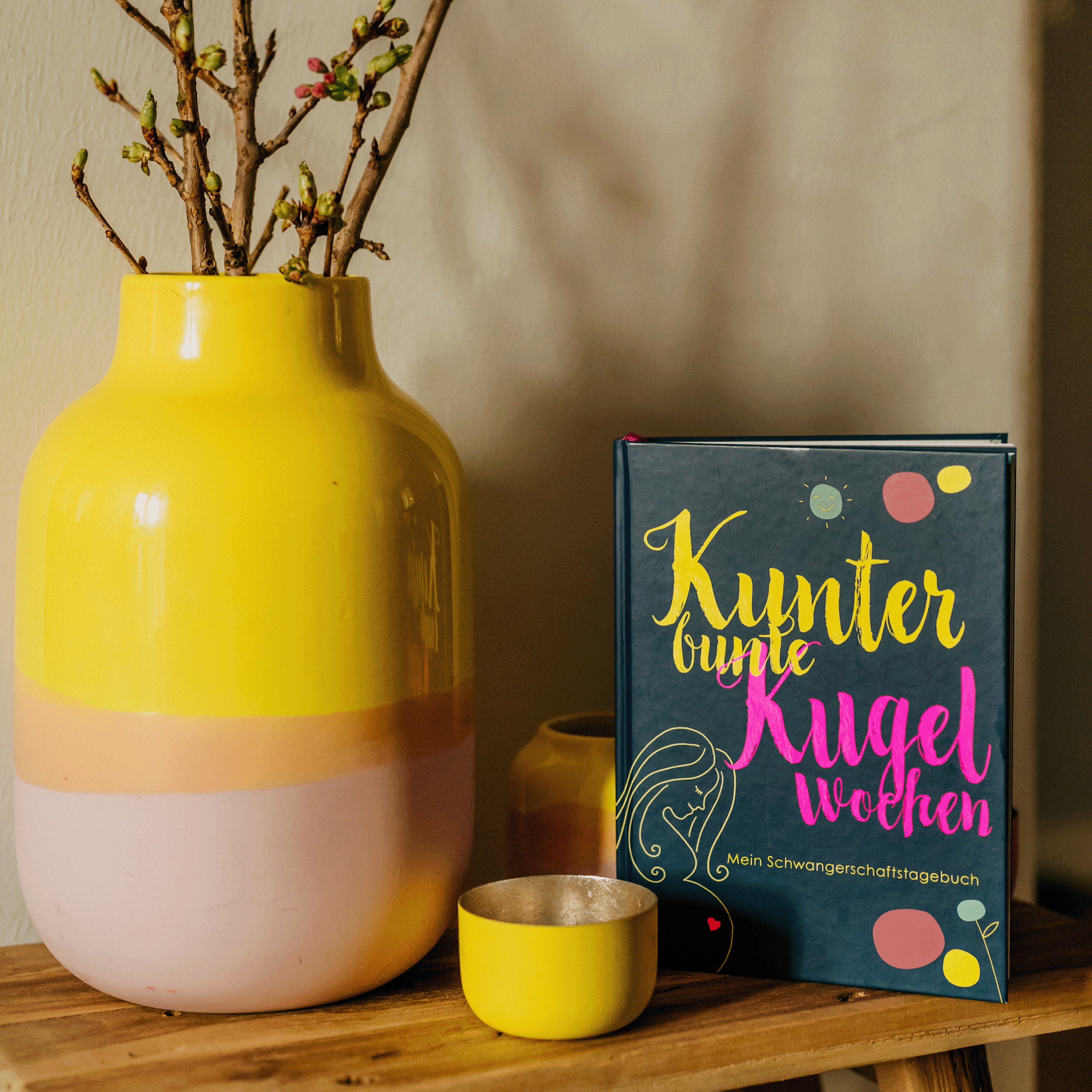 Schwangerschaftstagebuch Kunterbunte Kugelwochen Cover mit Vase